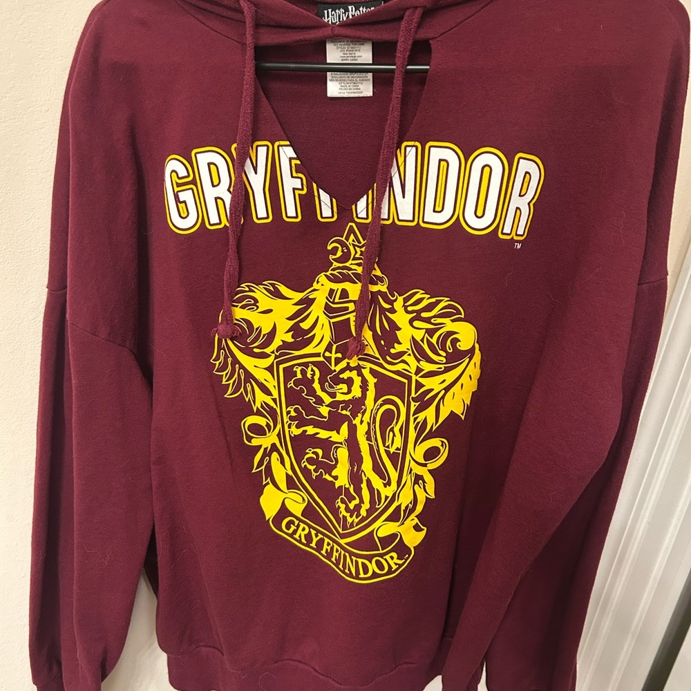 Warner Bros. Harry Potter Maroon Apparel